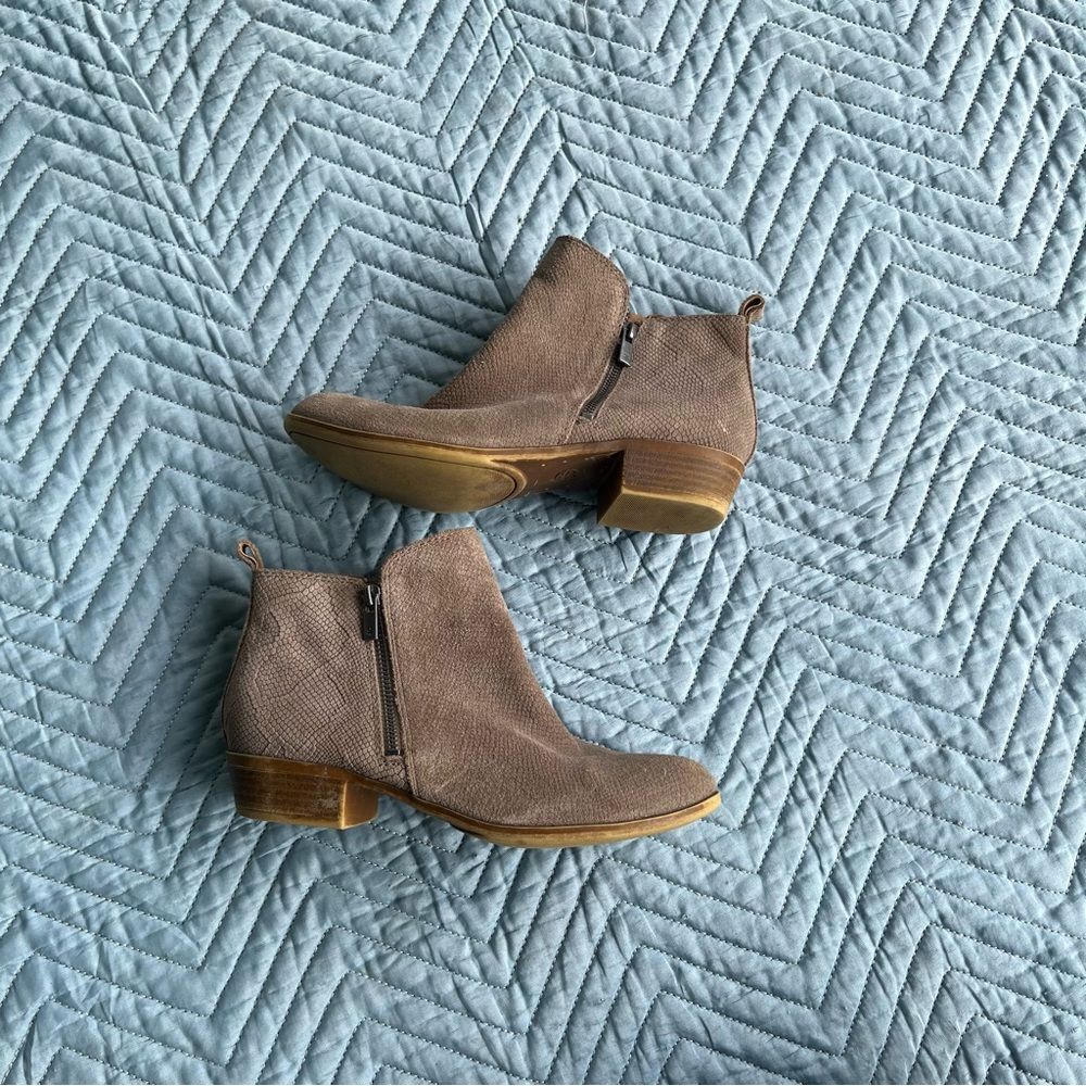 Lucky Brand Basel Tan Ankle Booties size 5M